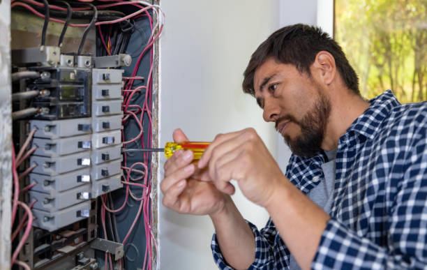 Best Circuit Breaker Repair  in Leland, NC